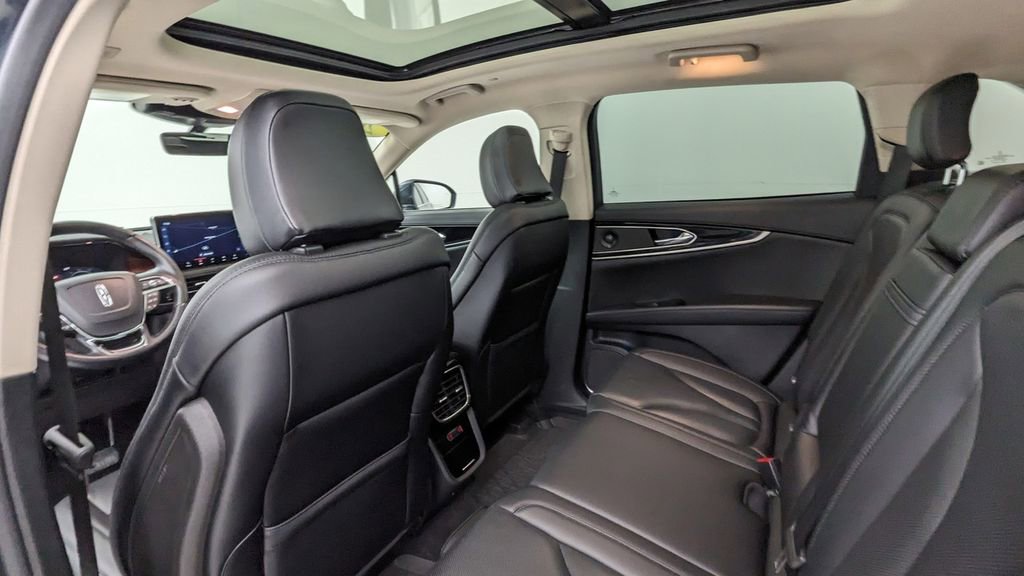 Used 2023 Lincoln Nautilus Reserve w/ Equipment Group 201A AWD/4WD image 35