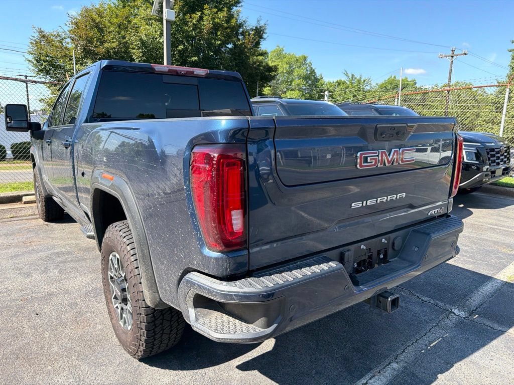 Used 2021 GMC Sierra 2500 AT4 w/ AT4 Premium Plus Package AWD/4WD image 7