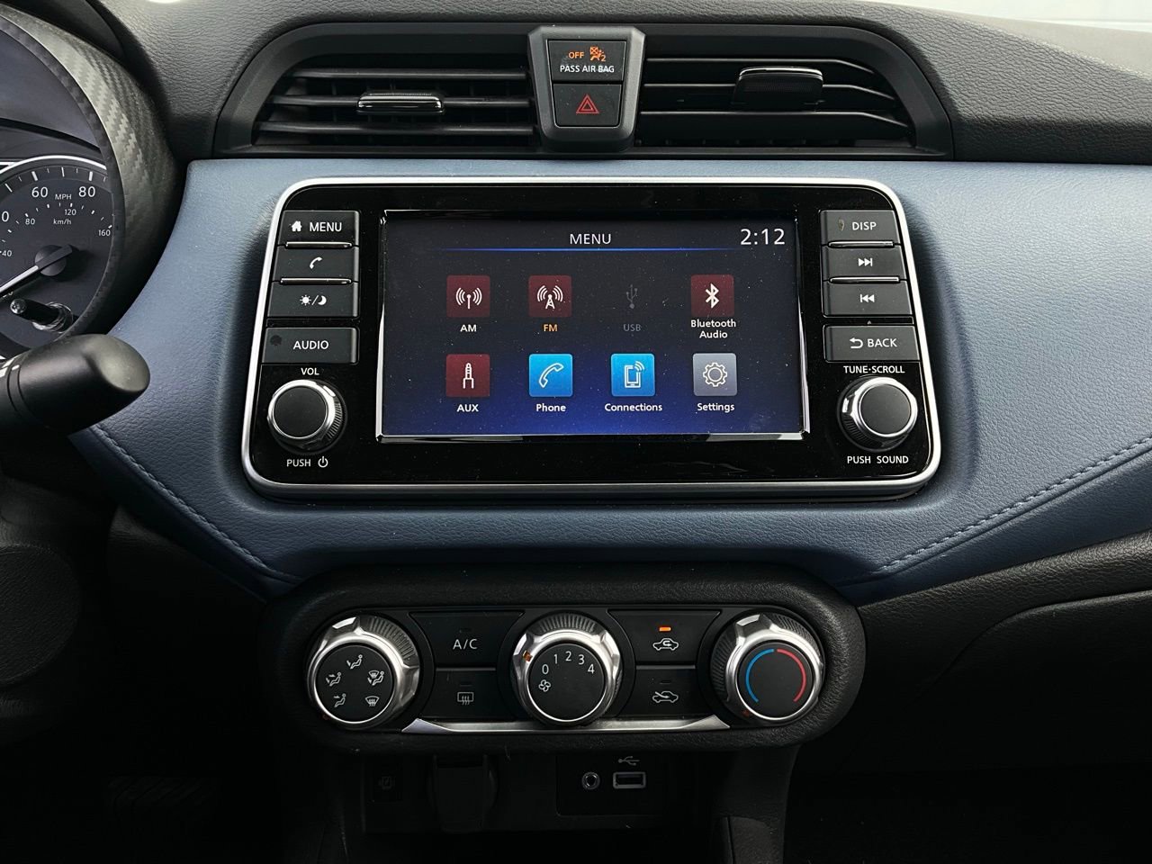 Used 2025 Nissan Versa SV image 24