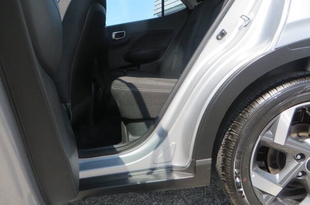 Used 2026 Hyundai Venue SEL FWD image 24