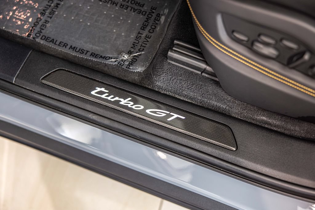 Used 2024 Porsche Cayenne Turbo GT AWD/4WD image 23