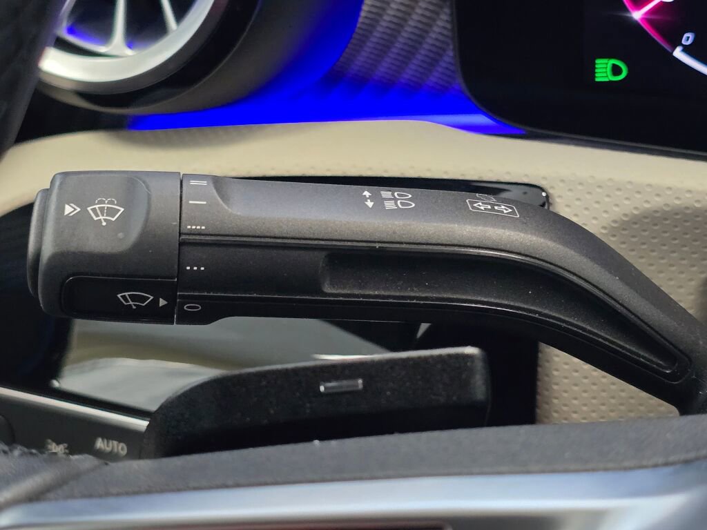 Used 2025 Mercedes-Benz CLA 250 CLA 250 image 40