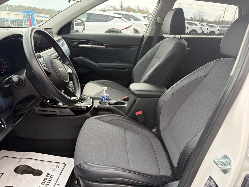 Certified 2023 Kia Seltos S w/ Navigation Package image 20