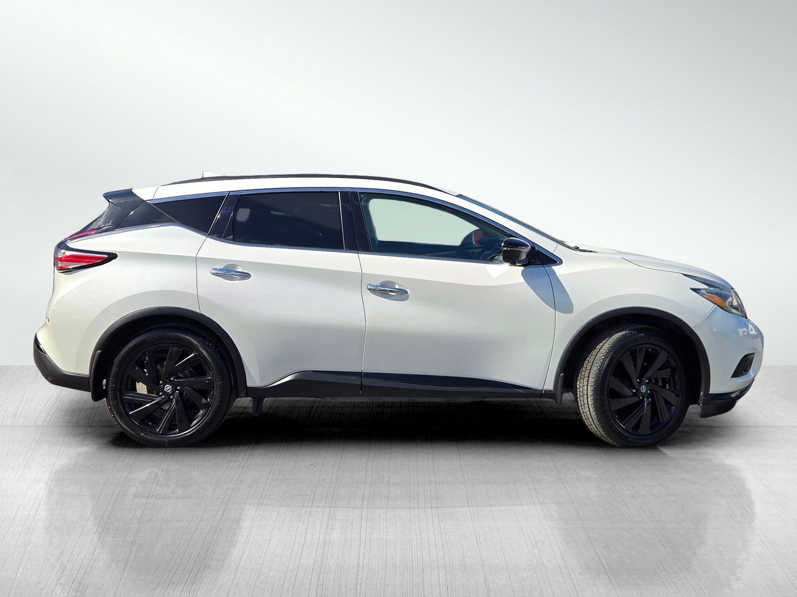 Used 2018 Nissan Murano SL w/ Midnight Edition Package image 3