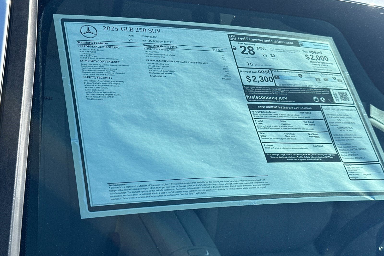 New 2025 Mercedes-Benz GLB 250 image 28