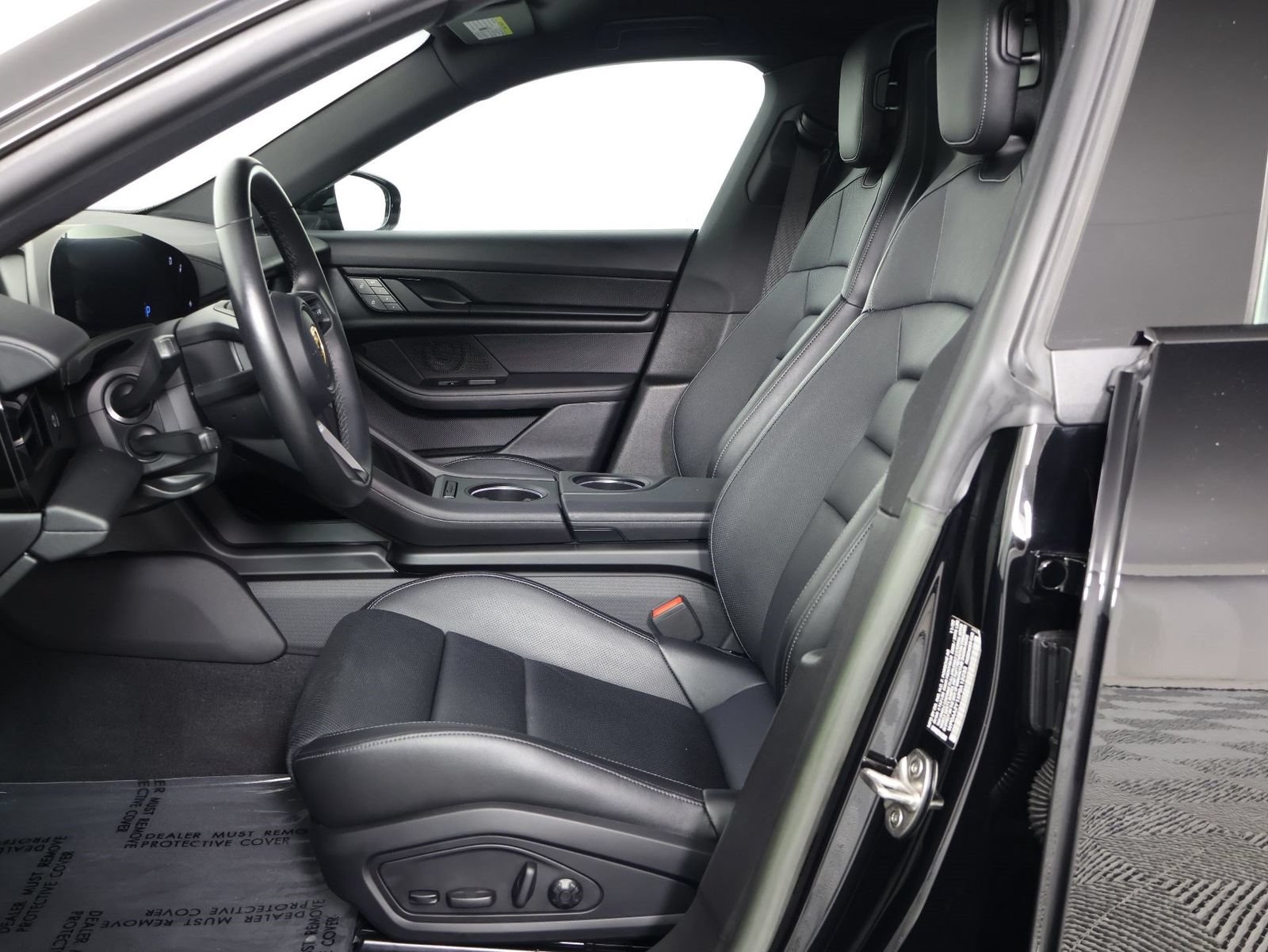 Certified 2023 Porsche Taycan RWD image 5