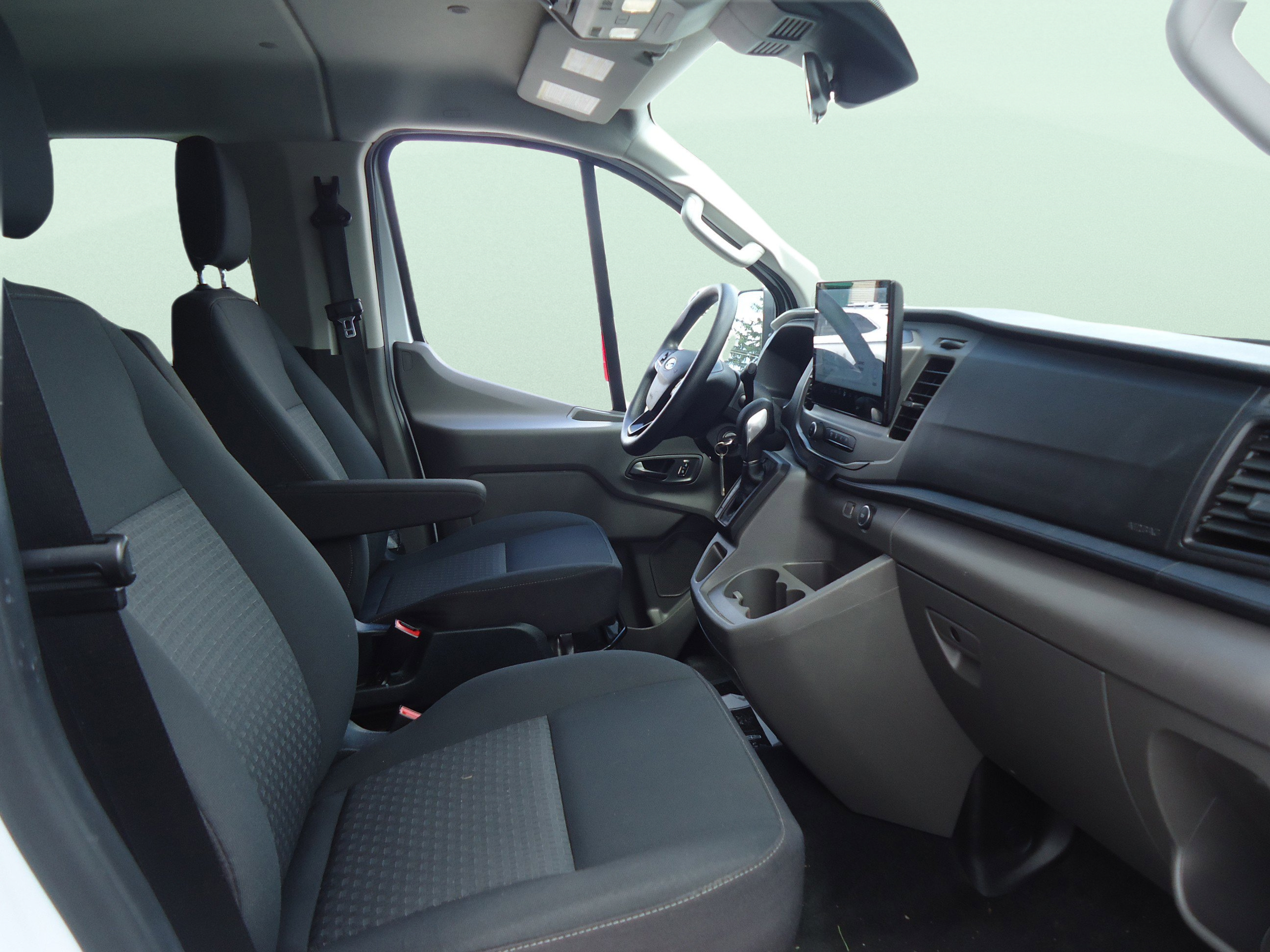 Used 2022 Ford Transit 350 XLT AWD/4WD image 23