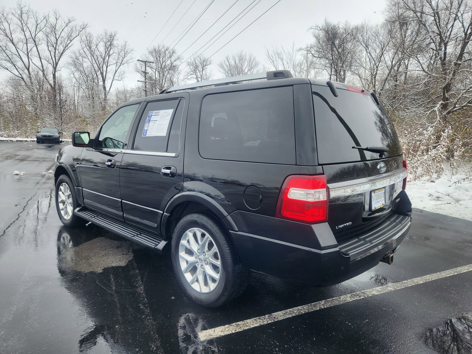 Used 2017 Ford Expedition Limited image 3
