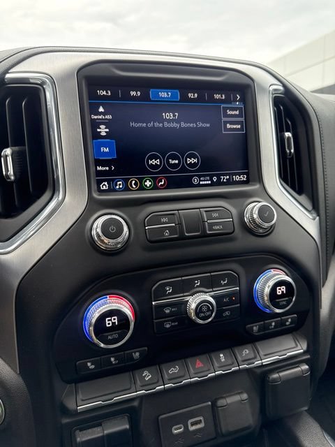 Used 2022 GMC Sierra 1500 SLT w/ SLT Premium Package AWD/4WD image 23