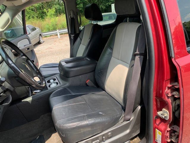 Used 2007 Chevrolet Avalanche LT w/ LT Preferred Equipment Group AWD/4WD image 19