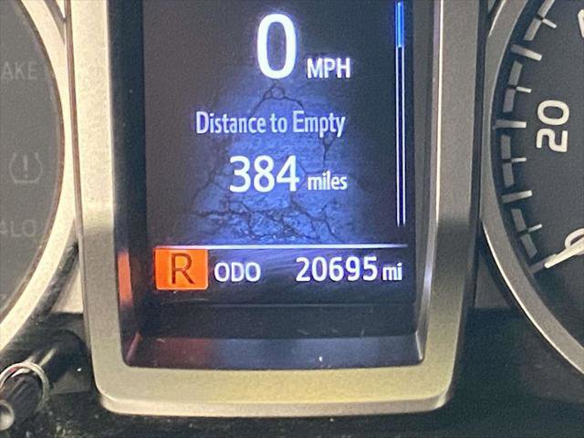 Certified 2022 Toyota Tacoma SR5 image 27