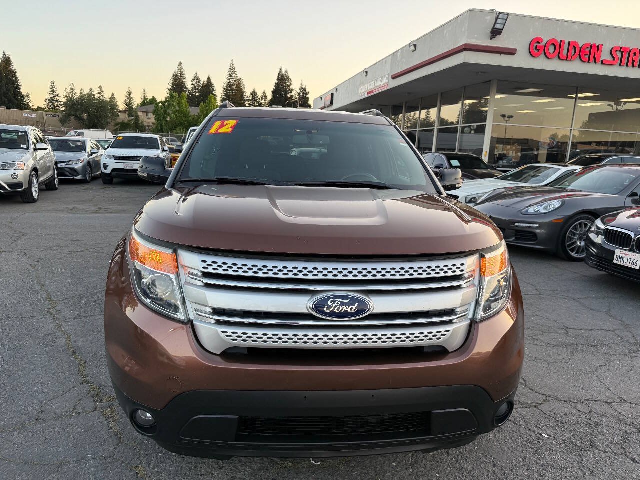 Used 2012 Ford Explorer XLT AWD/4WD image 3