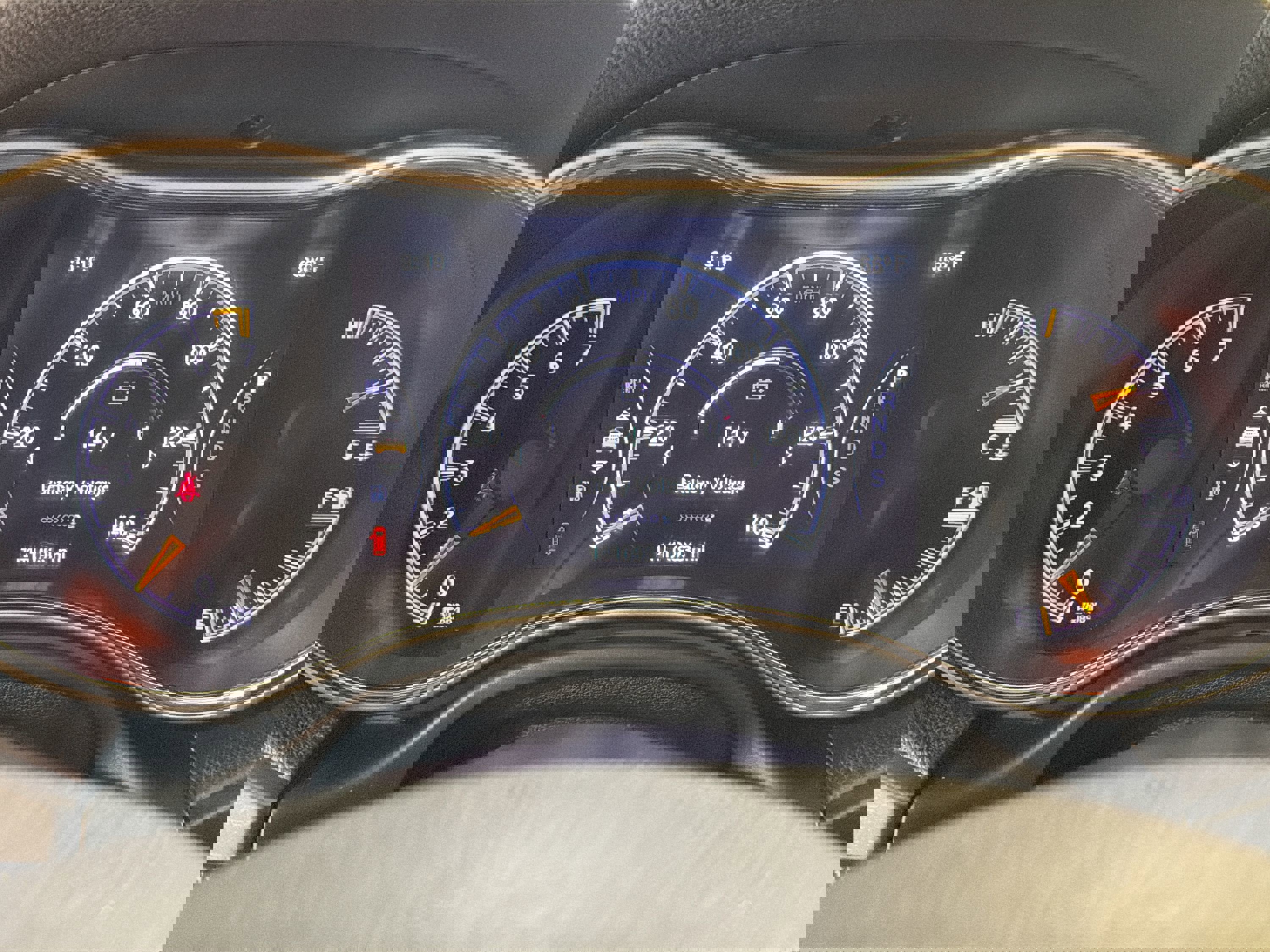 Used 2015 Jeep Grand Cherokee Altitude image 16