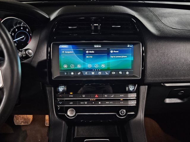 Used 2020 Jaguar F-PACE Prestige AWD/4WD image 14