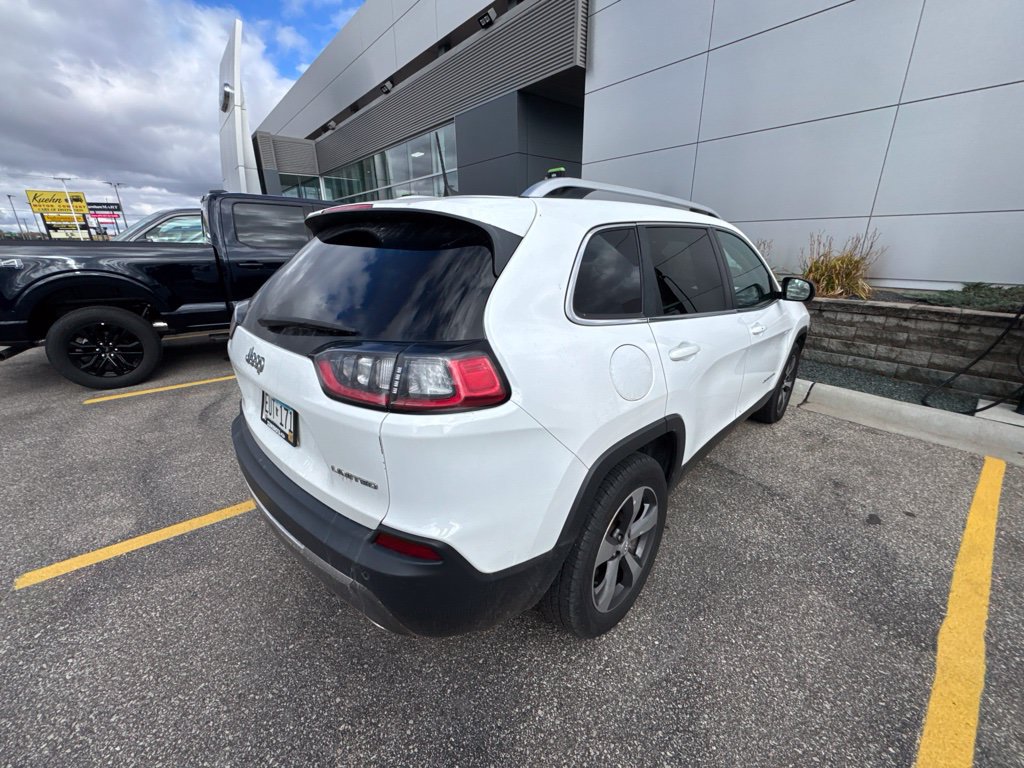 Used 2019 Jeep Cherokee Limited AWD/4WD image 4