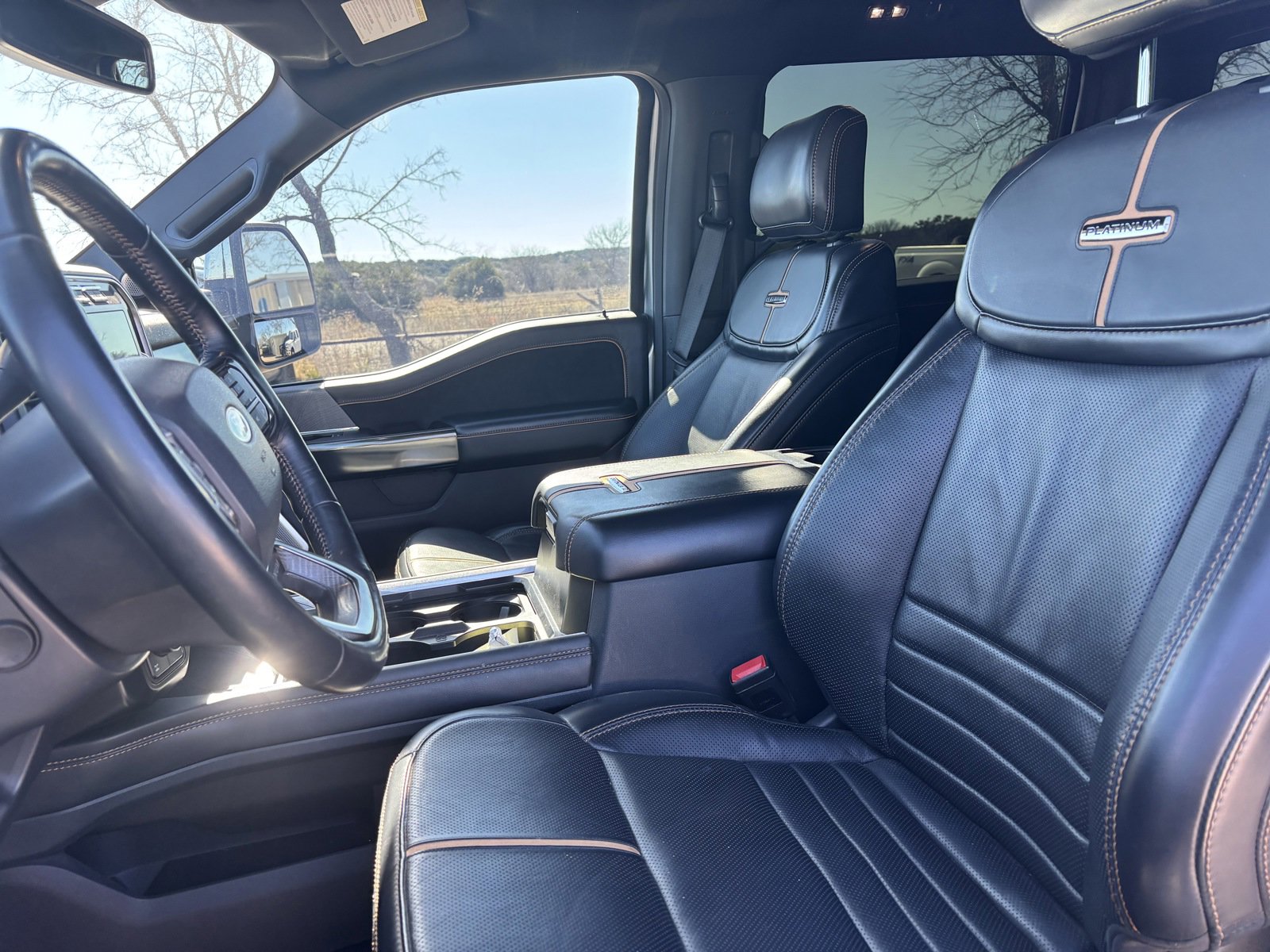 Used 2024 Ford F250 Platinum image 13