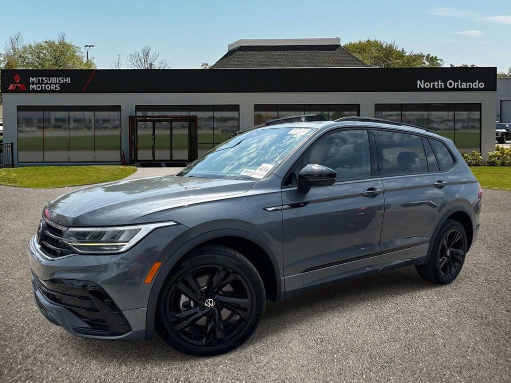 Used 2023 Volkswagen Tiguan SE R-Line