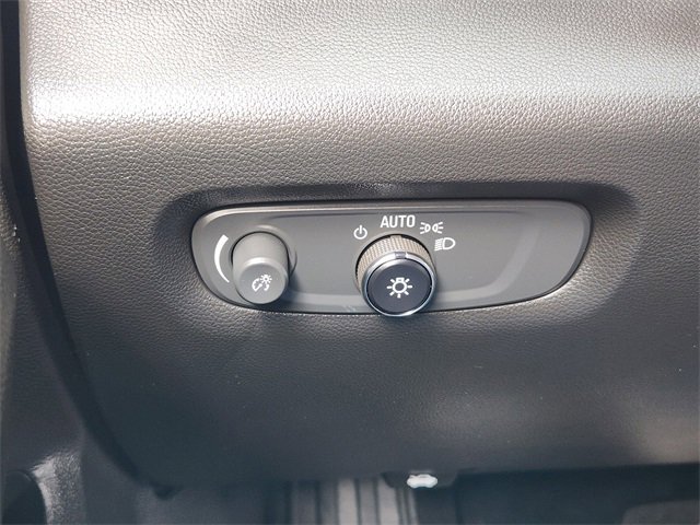 Used 2023 Chevrolet Traverse Premier image 22