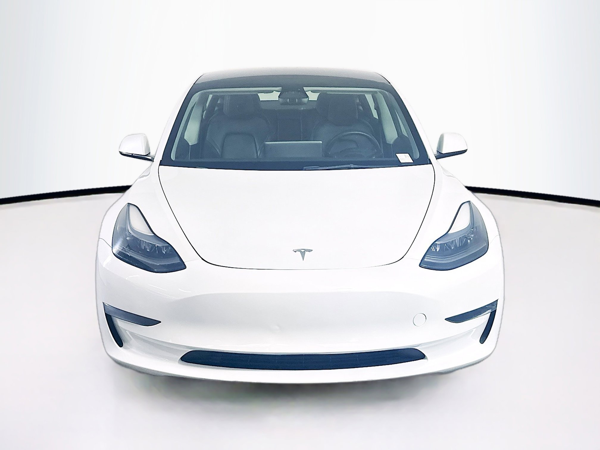 Used 2023 Tesla Model 3 Standard Range RWD image 2
