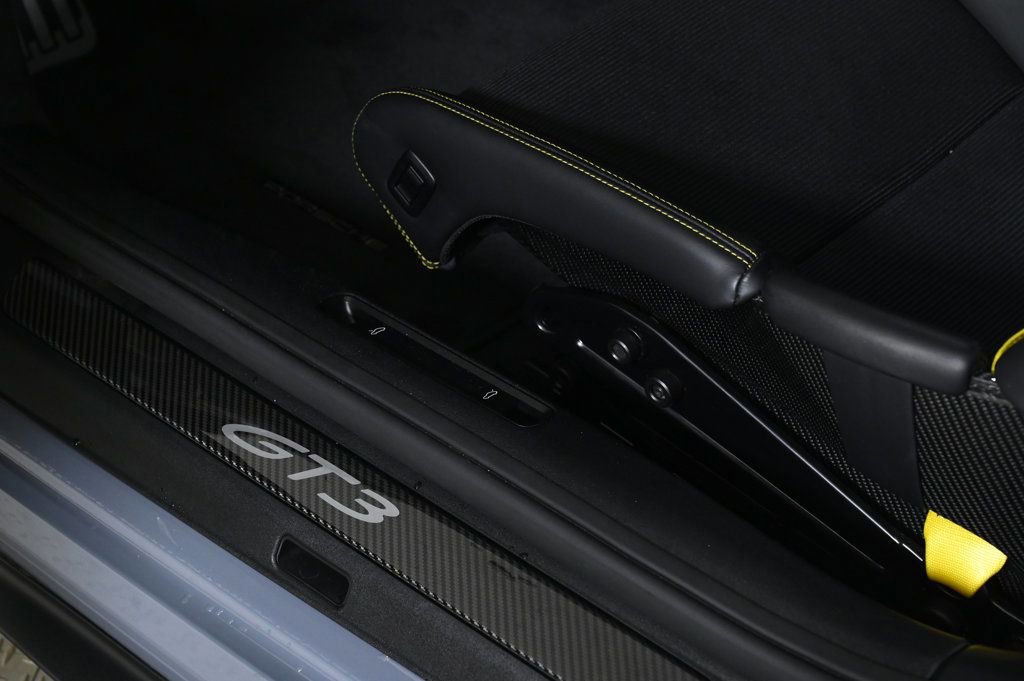 Used 2023 Porsche 911 GT3 image 29