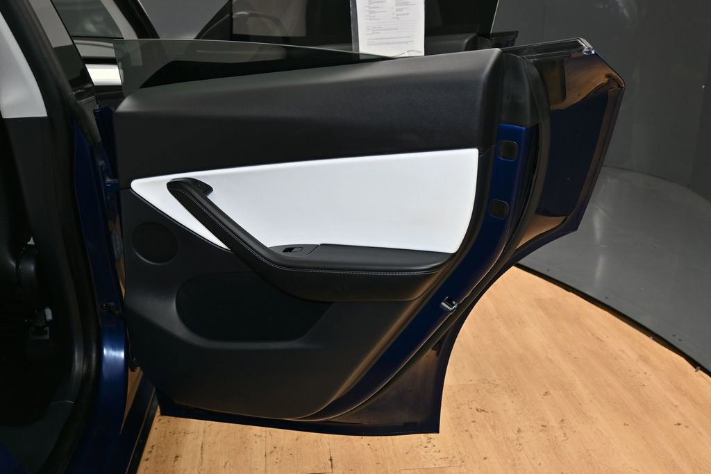 Used 2020 Tesla Model Y Performance image 43
