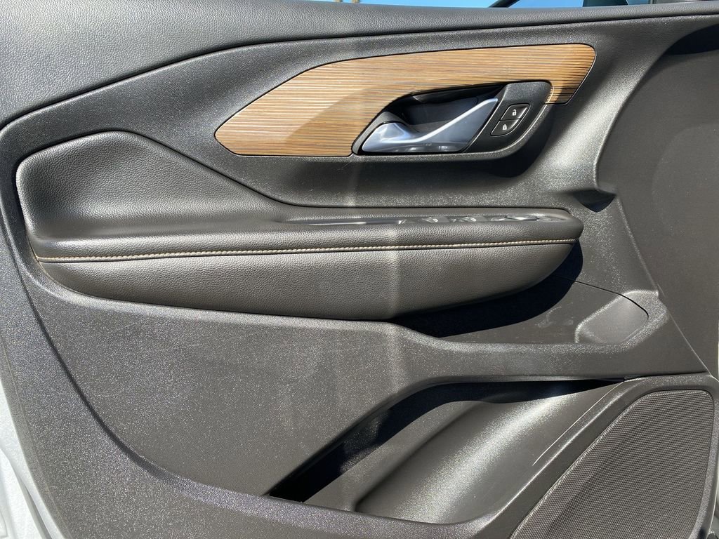 Used 2021 GMC Terrain SLE w/ LPO, Floor Liner Package image 21