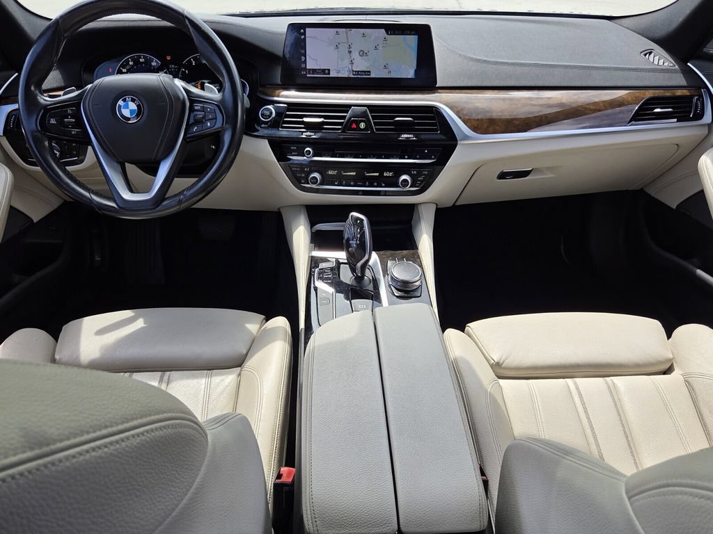 Used 2017 BMW 530i RWD image 14