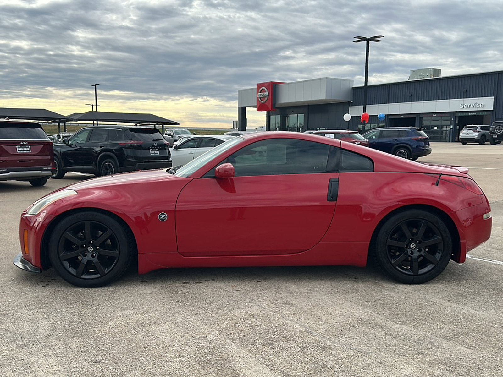 Used 2003 Nissan 350Z Touring w/ Aerodynamics Pkg image 2