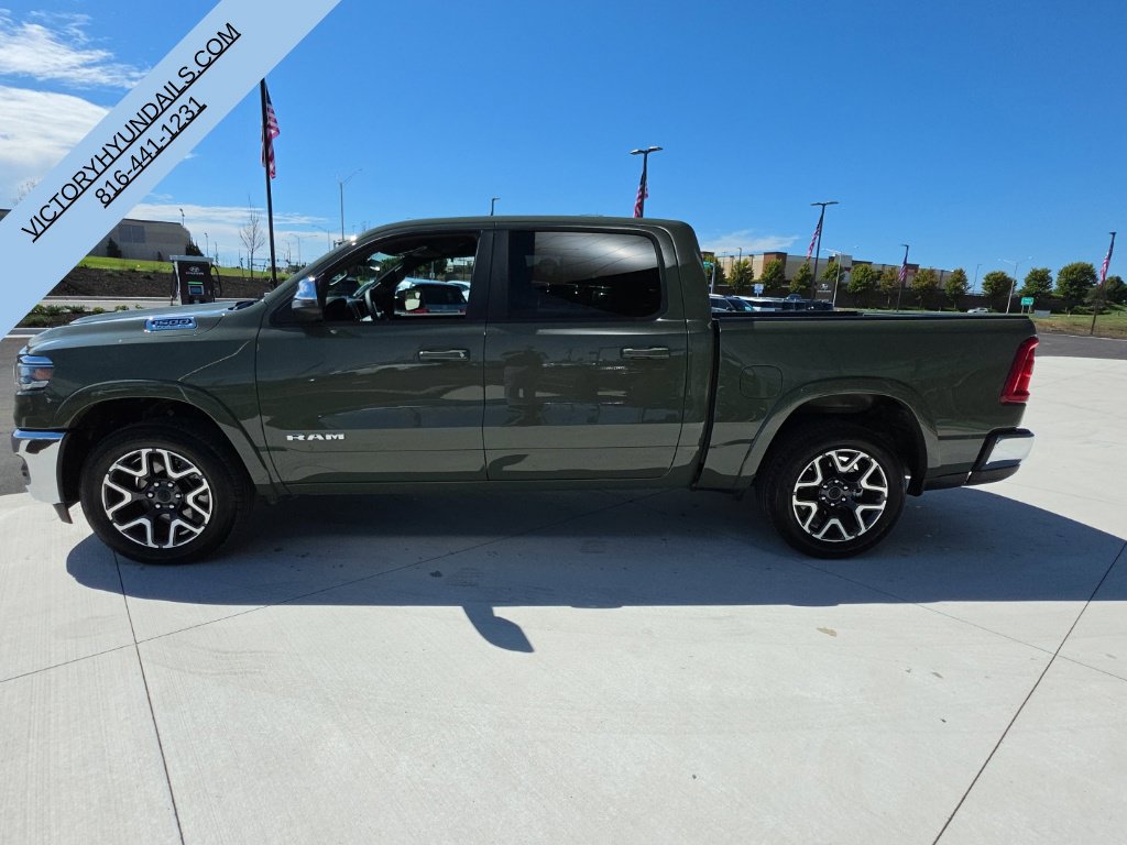 Used 2026 RAM 1500 Laramie AWD/4WD image 2
