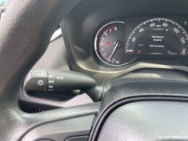 Used 2023 Toyota RAV4 LE AWD/4WD image 32
