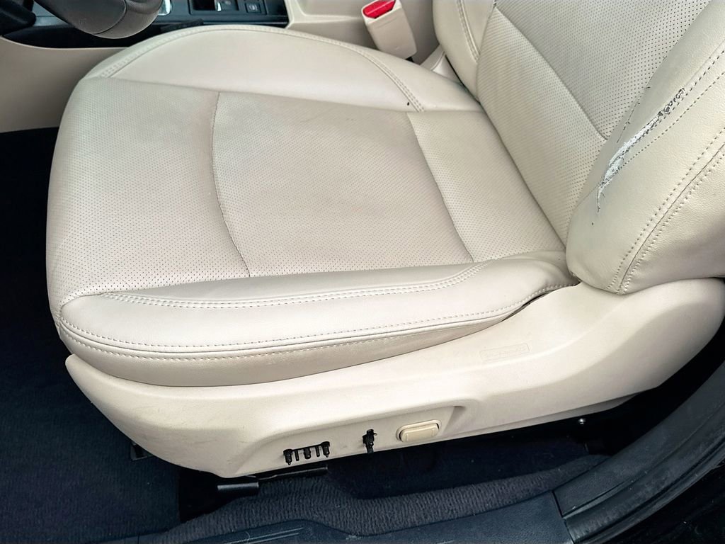 Used 2018 Subaru Outback 2.5i Limited AWD/4WD image 24