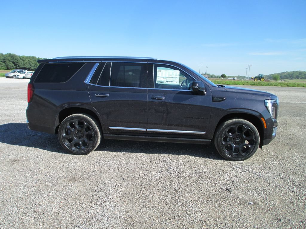 New 2026 GMC Yukon Denali w/ Denali Reserve Package AWD/4WD image 3