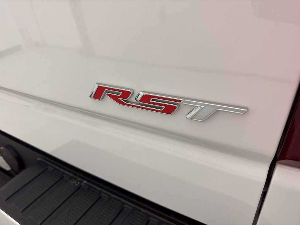 Used 2023 Chevrolet Silverado 1500 RST image 15