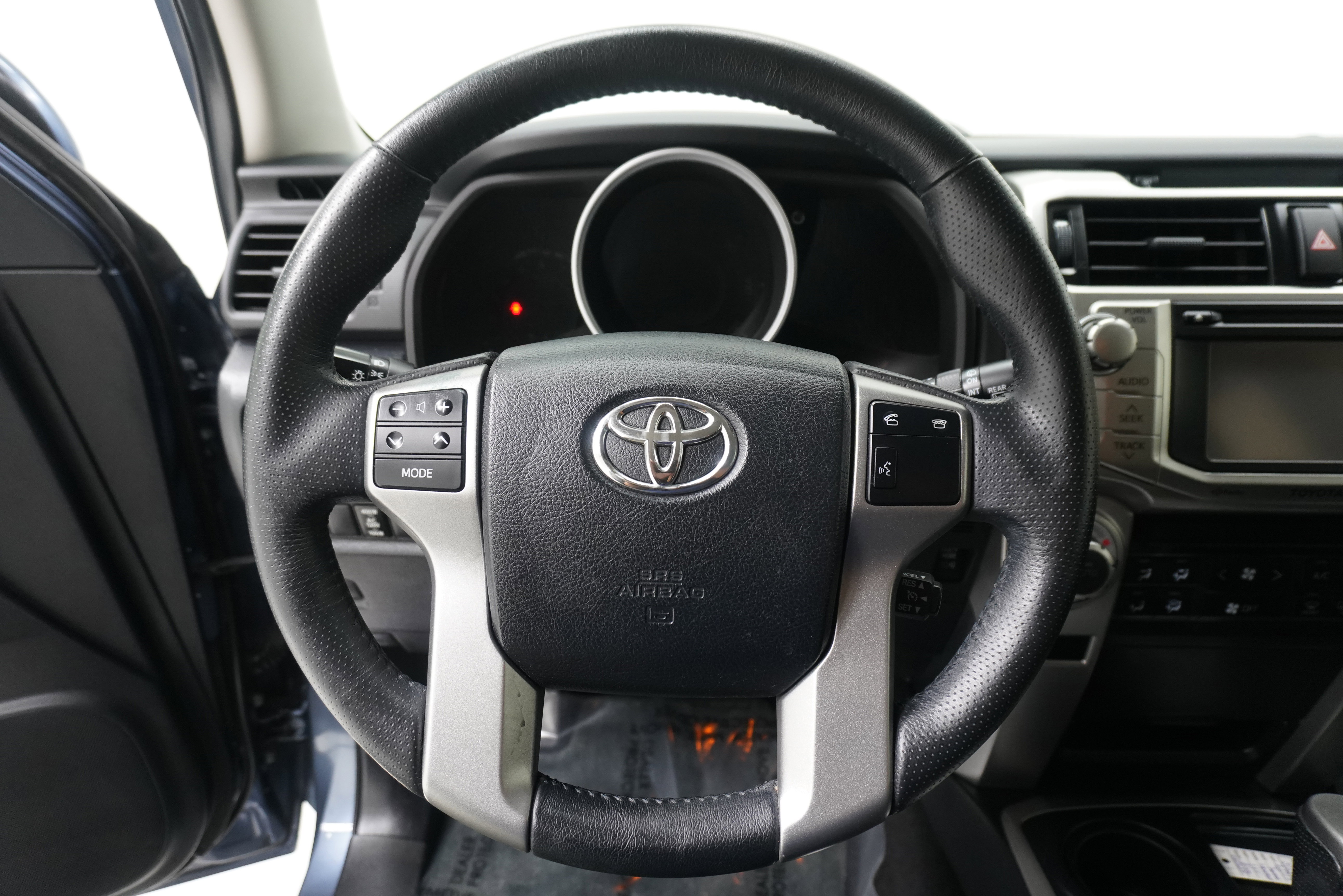 Used 2013 Toyota 4Runner Limited image 16