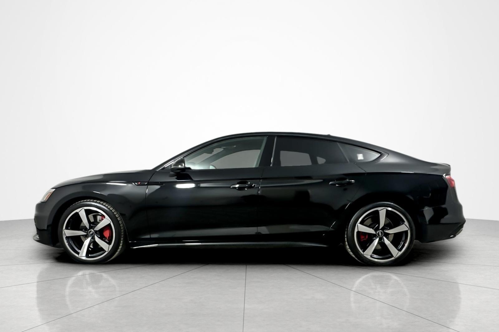 Used 2023 Audi A5 2.0T Premium Plus w/ Premium Plus AWD/4WD image 2