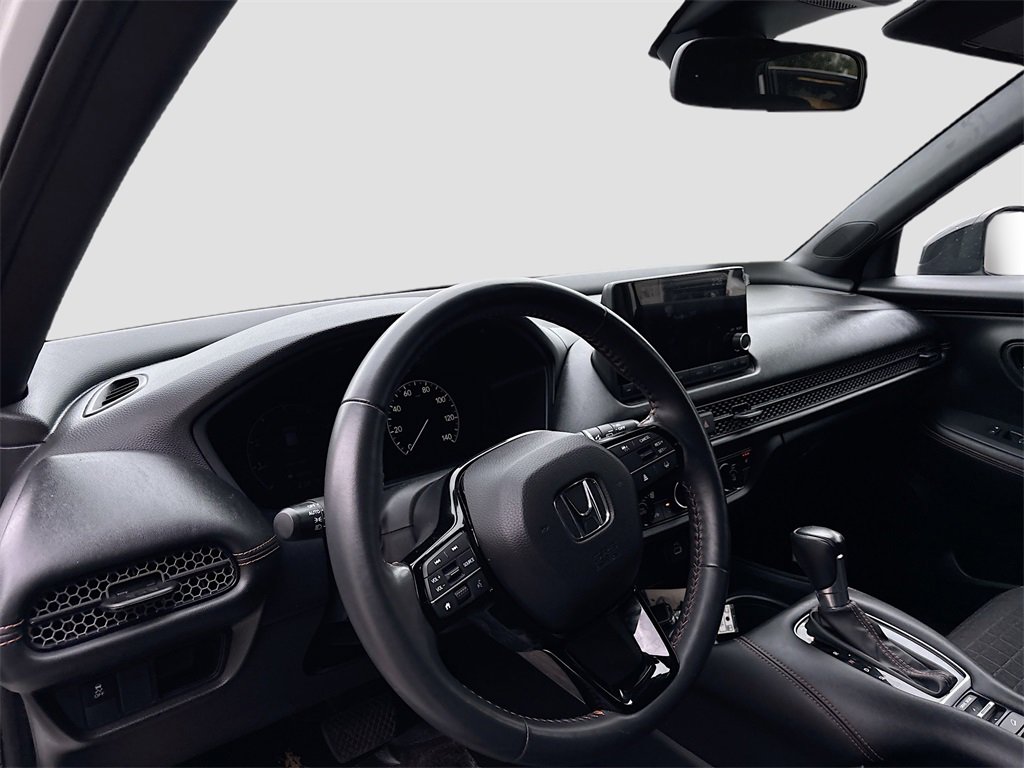 Used 2024 Honda HR-V Sport image 9