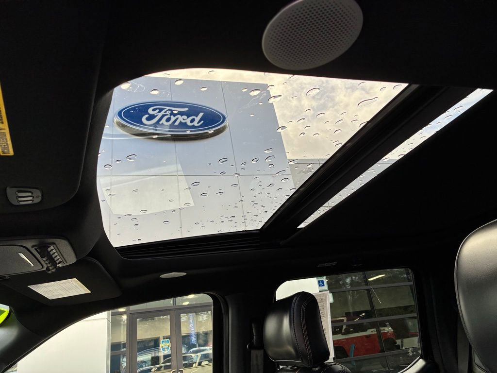 Used 2024 Ford F450 Platinum w/ Camper Package AWD/4WD image 31