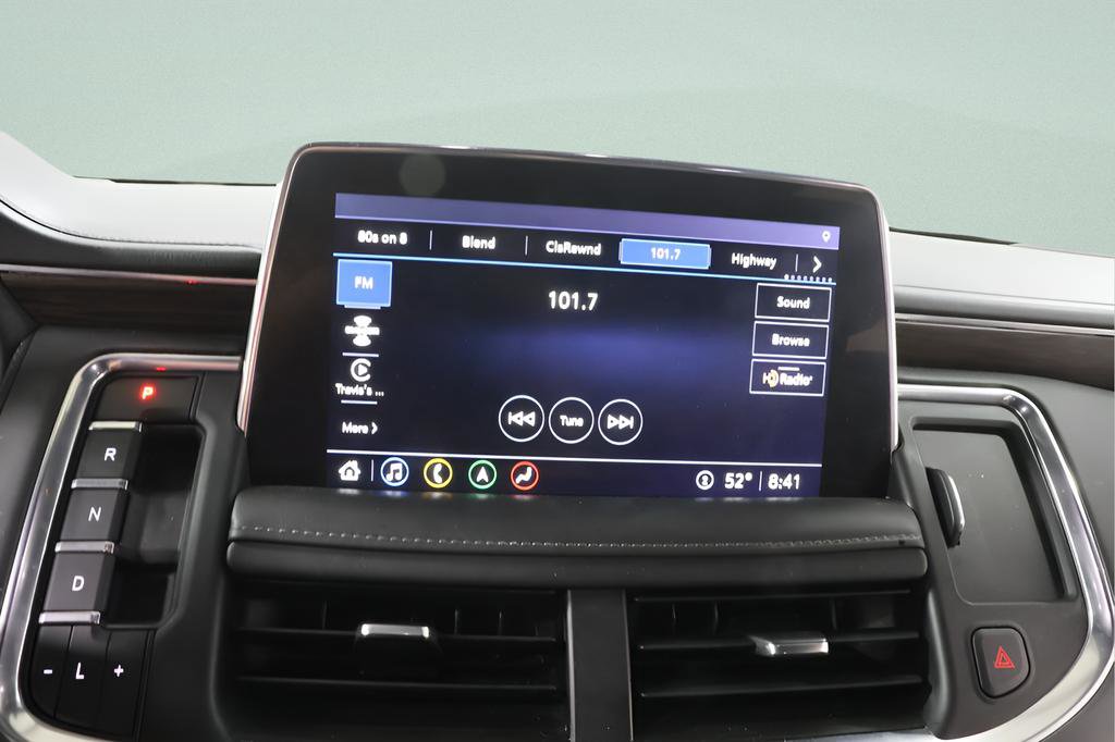 Used 2021 Chevrolet Suburban Z71 w/ Luxury Package image 10