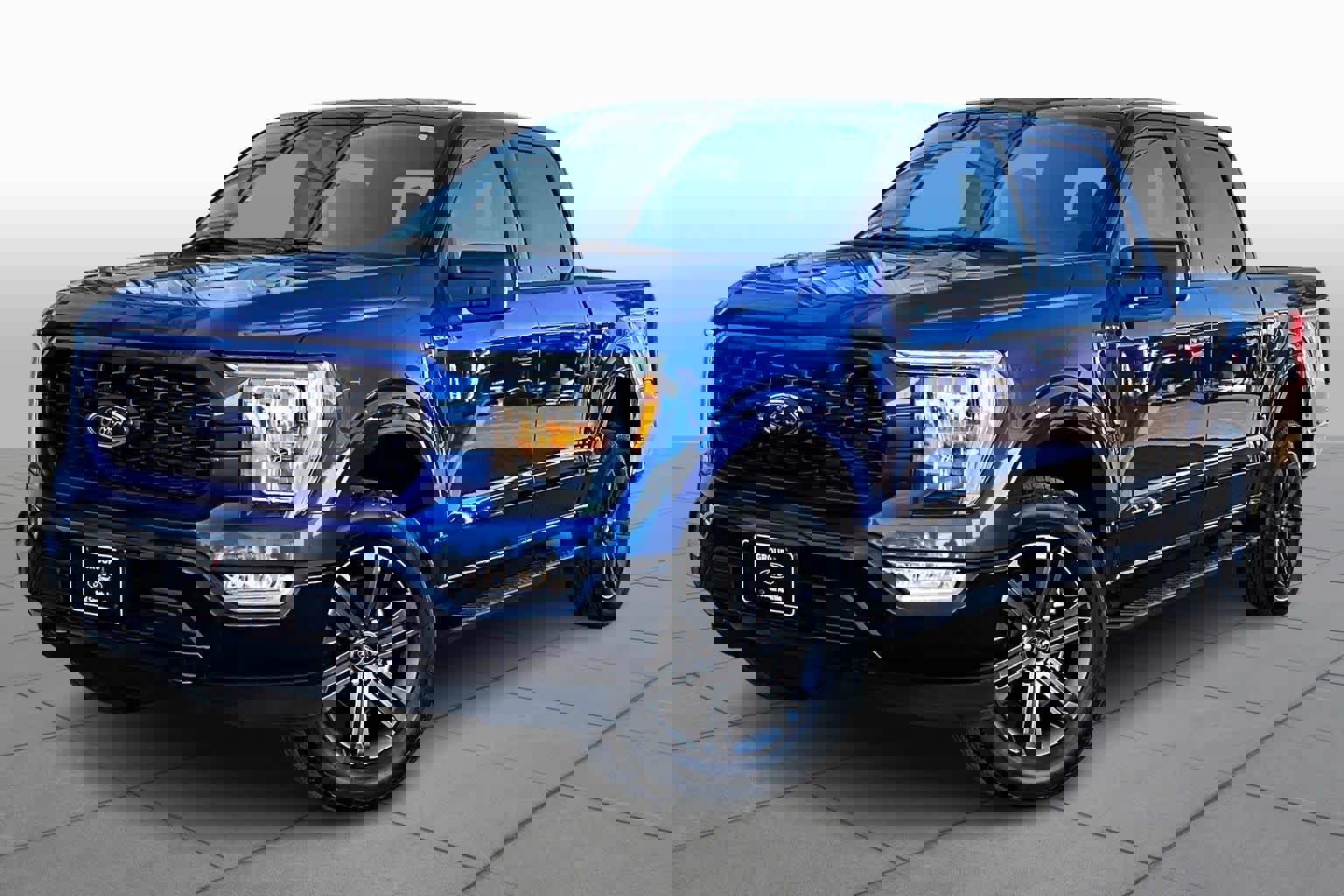 Certified 2023 Ford F150 XLT w/ Equipment Group 302A High image 35