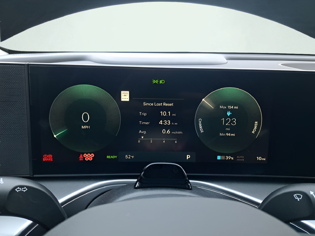 New 2026 Hyundai Ioniq 9 SE AWD/4WD image 22