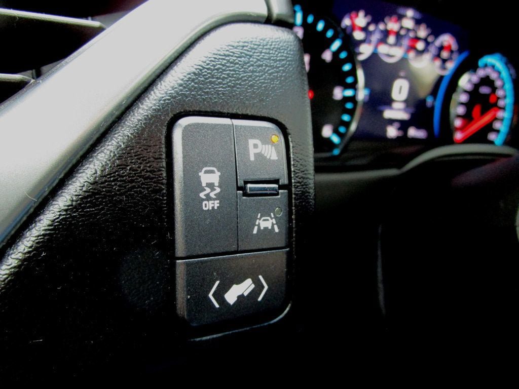 Used 2017 Chevrolet Tahoe LT AWD/4WD image 35