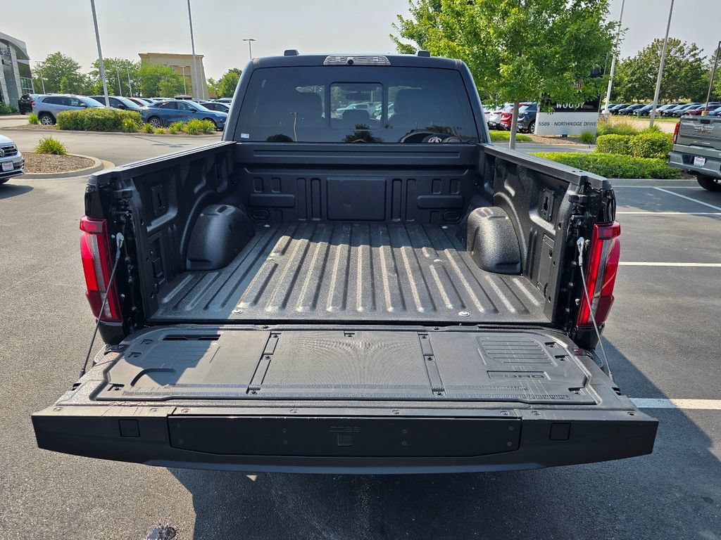 Used 2025 Ford F150 Raptor AWD/4WD image 27