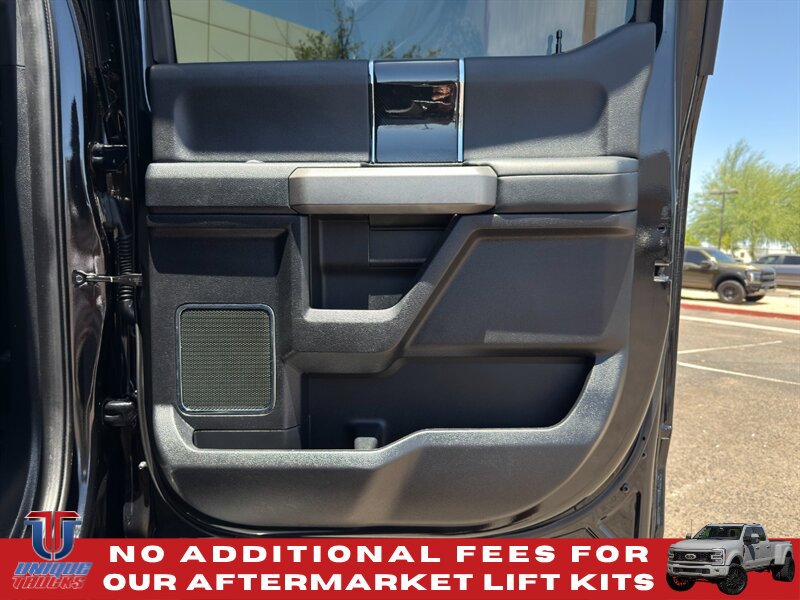 Used 2020 Ford F250 Platinum w/ FX4 Off-Road Package AWD/4WD image 30