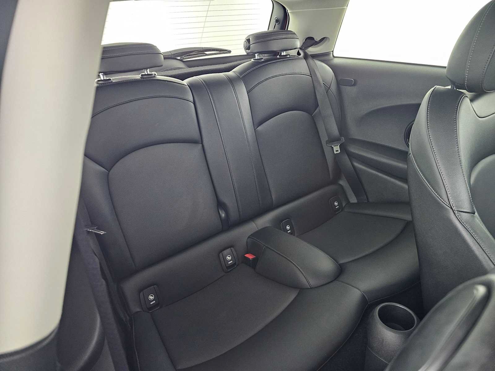 Used 2018 MINI Cooper S FWD image 12