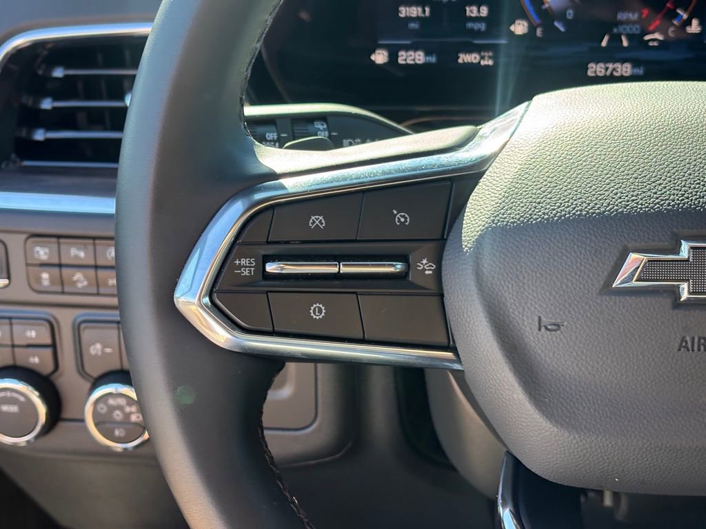 Certified 2025 Chevrolet Suburban Z71 image 15