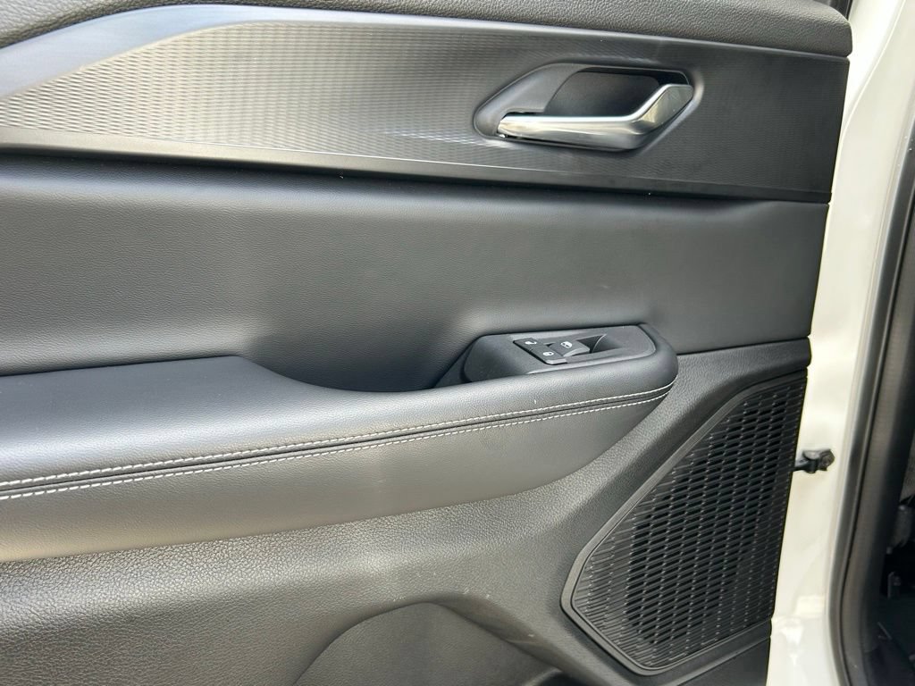 Certified 2024 Jeep Grand Cherokee Altitude AWD/4WD image 44