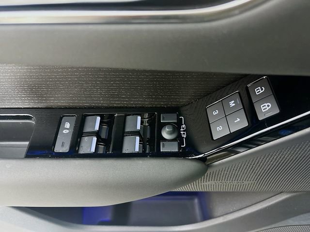 New 2026 Land Rover Range Rover Velar Dynamic SE AWD/4WD image 18