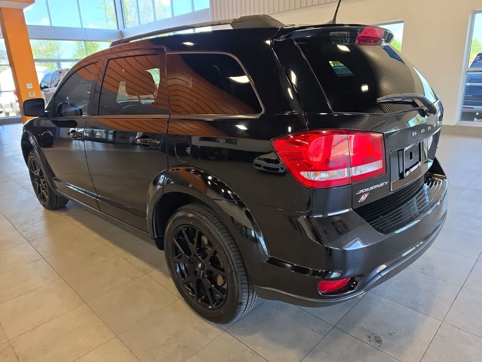 Used 2019 Dodge Journey GT w/ Blacktop Package AWD/4WD image 11