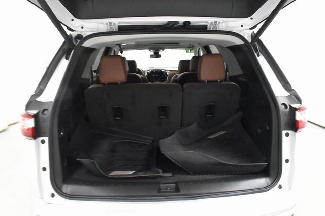 Used 2021 Chevrolet Traverse High Country image 11