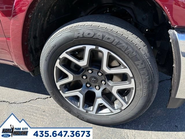 Used 2025 RAM 1500 Laramie AWD/4WD image 9
